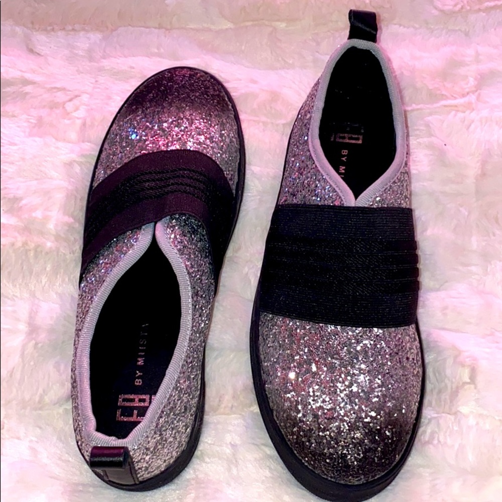 Silver and black slip on sneaker